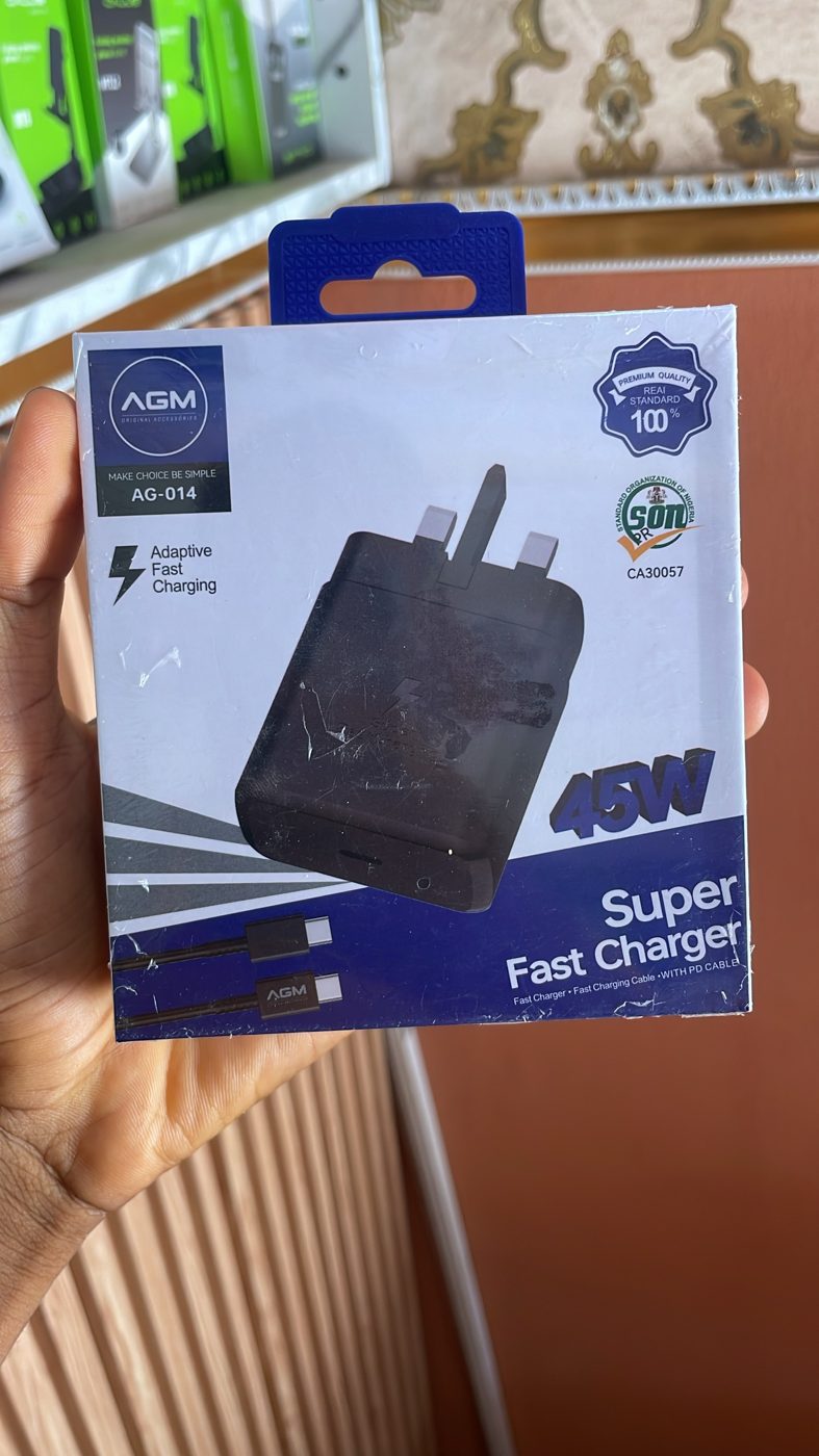 AGM 45W super fast charger